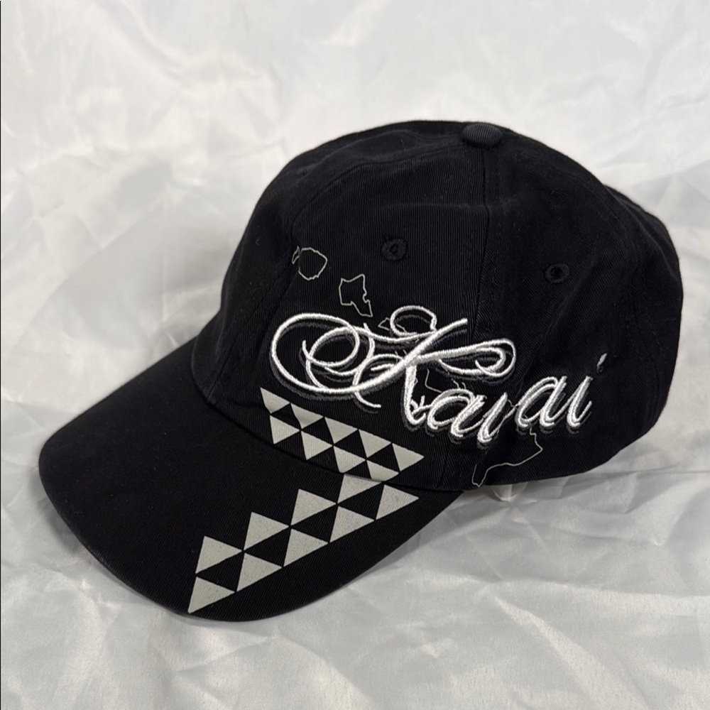 Black & Silver “Kauai” Hawaii Cotton Cap - One Size